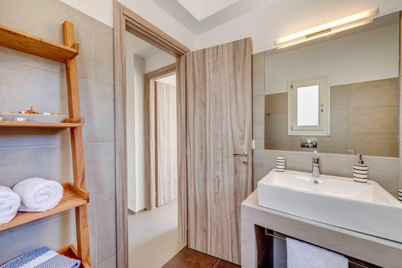 Villa Alba In Syros With Private Jacuzzi أزوليمنوس المظهر الخارجي الصورة